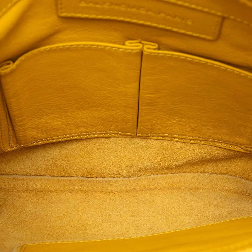 Balenciaga Leather Papier Wristlet Clutch Yellow Leather Very good condition - Model View