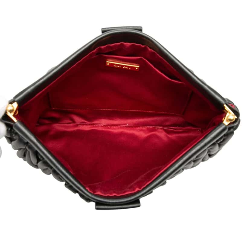 Miu Miu Matelasse Nappa Frame Clutch Black Leather Very good condition - Model View