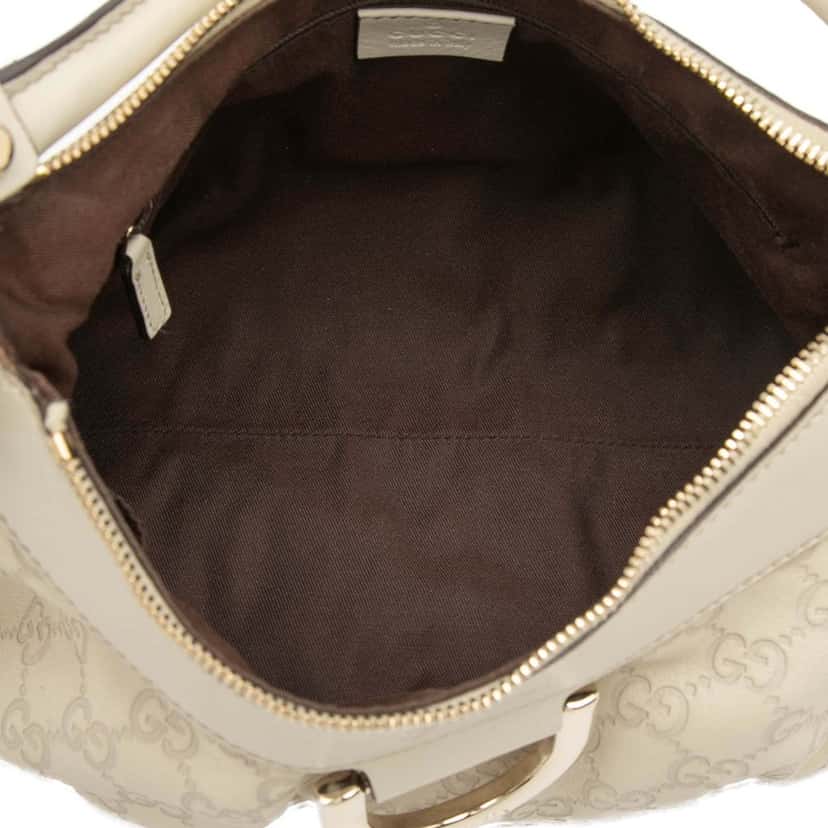 Gucci Guccissima Abbey D Ring Handbag White Leather Very good condition - Model View