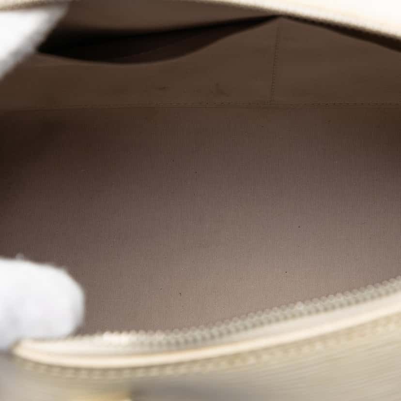 Louis Vuitton Epi Speedy 35 White Leather Very good condition - Model View