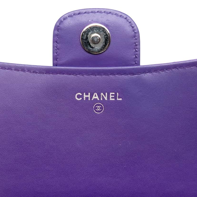 Chanel CC Quilted Patent Wallet On Chain Purple Leather Very good condition - Box View