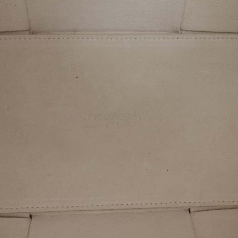 Bottega Veneta Small Nappa Maxi Intrecciato Arco Tote White Leather Very good condition - Box View