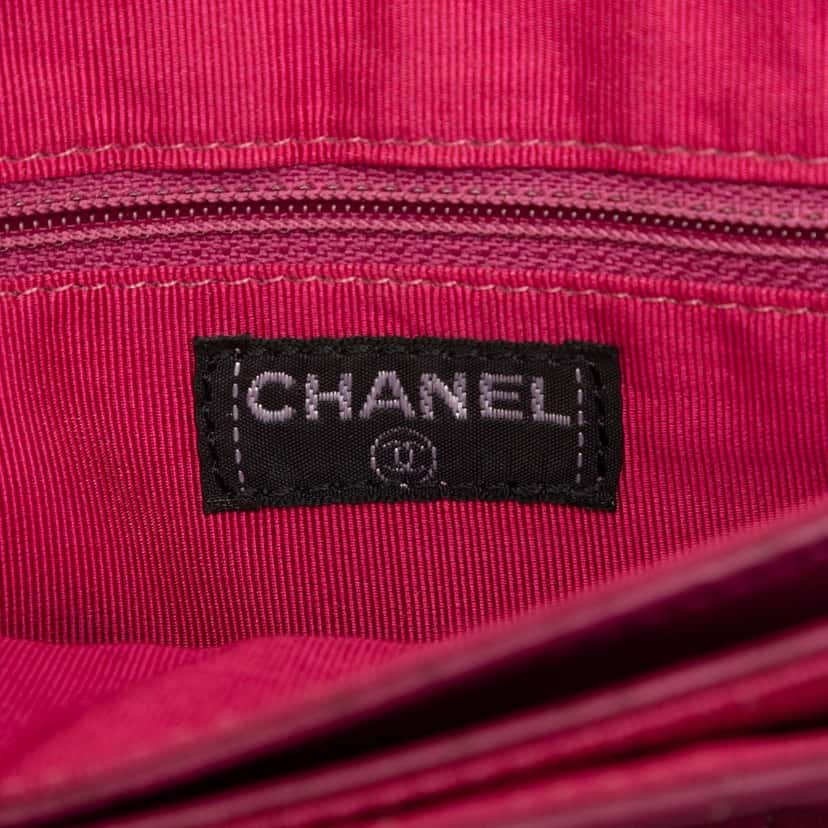 Chanel CC Choco Bar Lambskin Beaded Chain Flap Purple Leather Very good condition - Box View