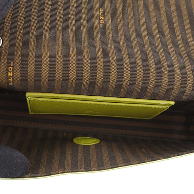 Fendi Silk Baguette Phone Pouch Satchel Green Very good condition - Model View
