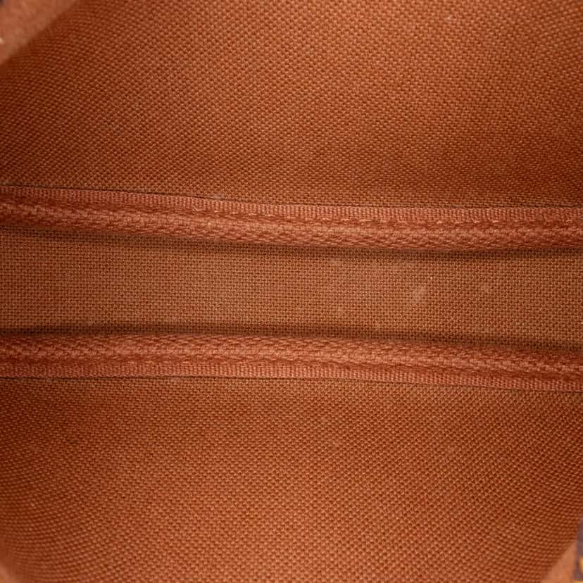 Louis Vuitton Monogram Mini Pochette Accessoires Brown Very good condition - Model View