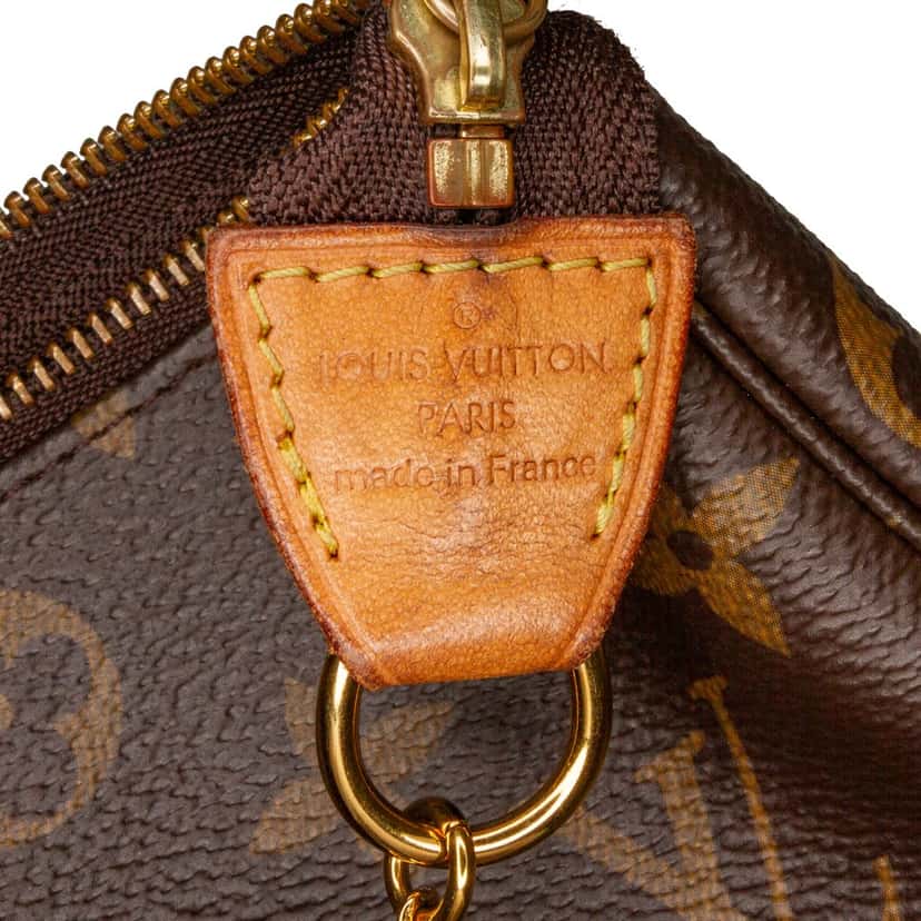 Louis Vuitton Monogram Mini Pochette Accessoires Brown Very good condition - Box View