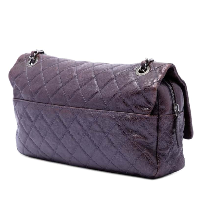 Chanel Jumbo Quilted Iridescent Caviar Easy Flap Purple Leather Very good condition - Back View