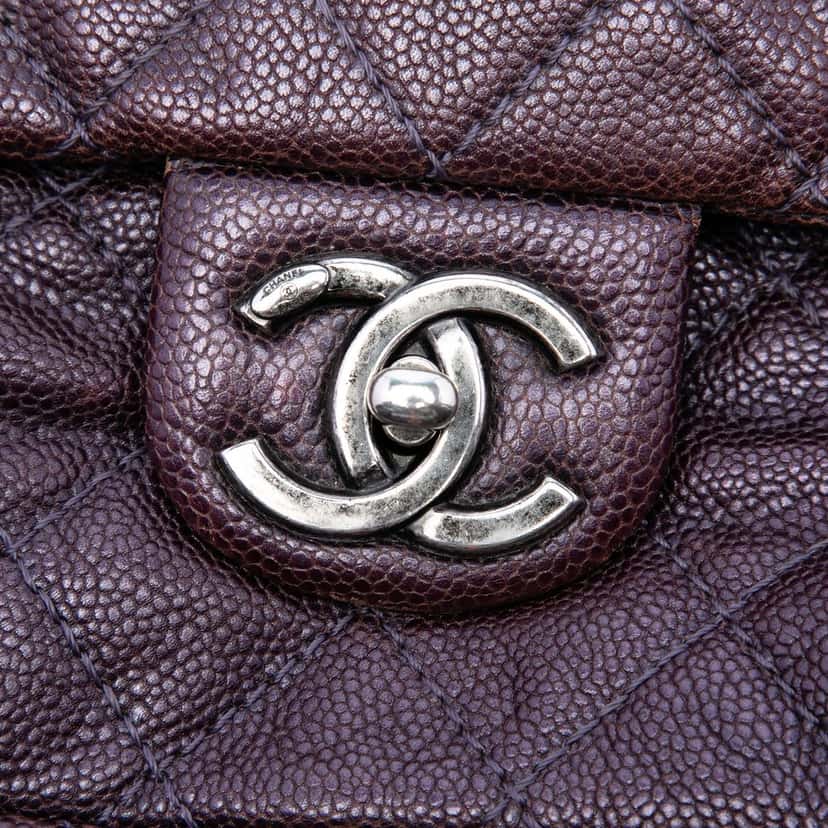 Chanel Jumbo Quilted Iridescent Caviar Easy Flap Purple Leather Very good condition - Box View