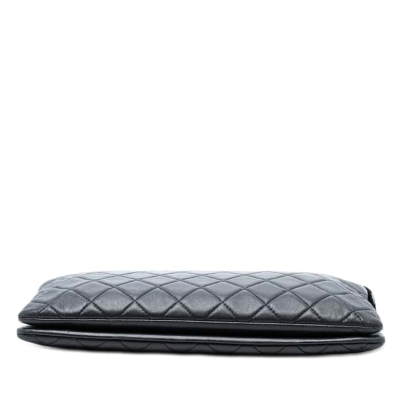Chanel Quilted Lambskin Boy Zip Clutch Black Leather Very good condition - Inside View
