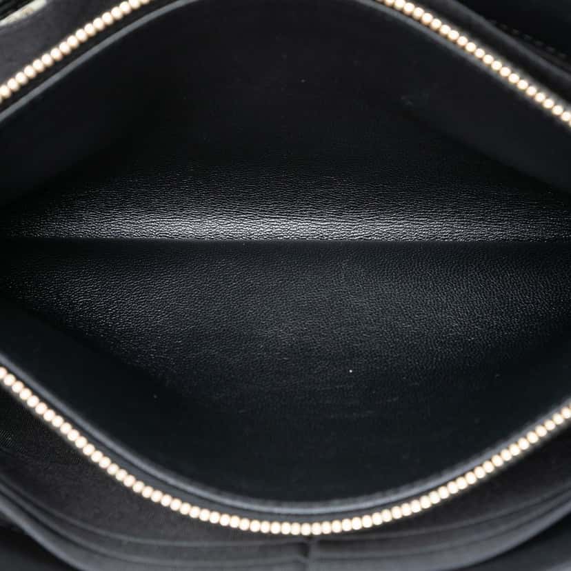 Chanel Quilted Lambskin Boy Zip Clutch Black Leather Very good condition - Model View