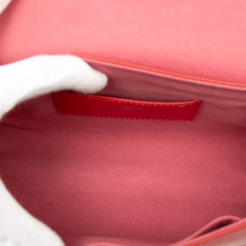 Louis Vuitton Epi Twist MM Red Leather Very good condition - Model View