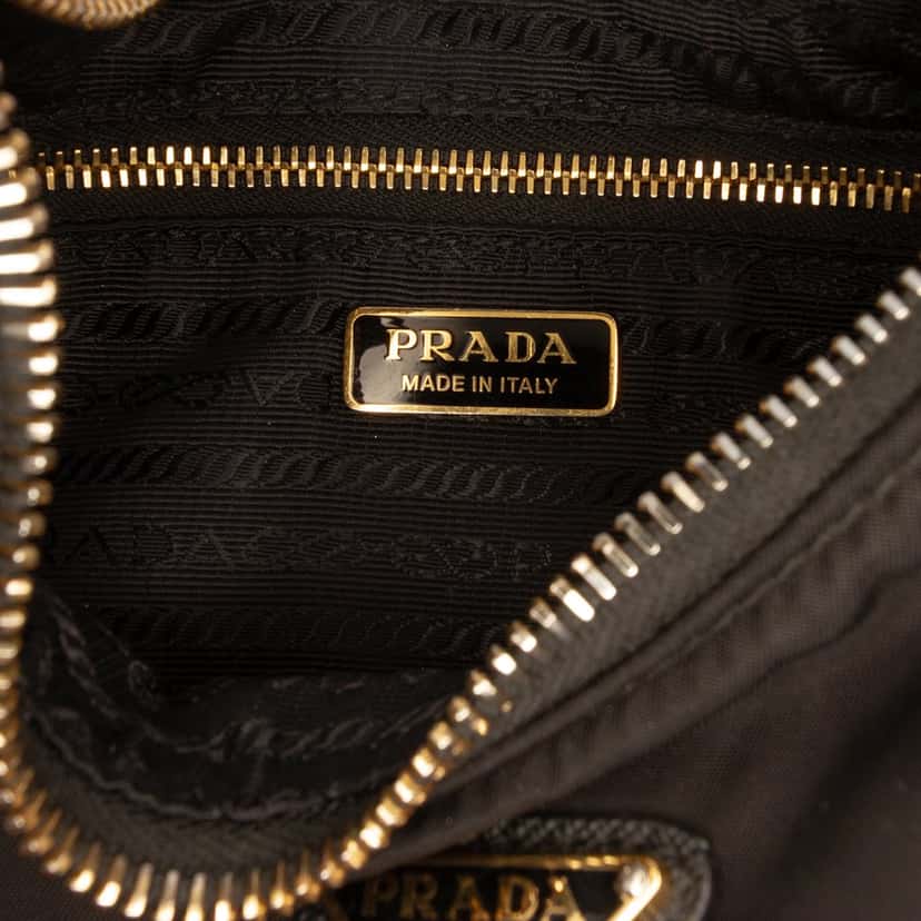 Prada Re Nylon Re Edition 2005 Shoulder Bag Black Very good condition - Box View