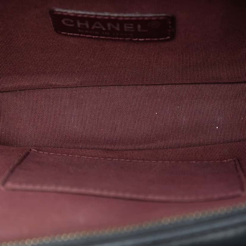 Chanel Mini Quilted Lambskin Coco Boy Camera Bag Black Leather Very good condition - Model View