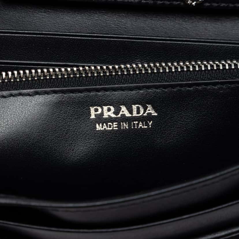 Prada Tessuto Grommet Wallet On Chain Black Very good condition - Box View