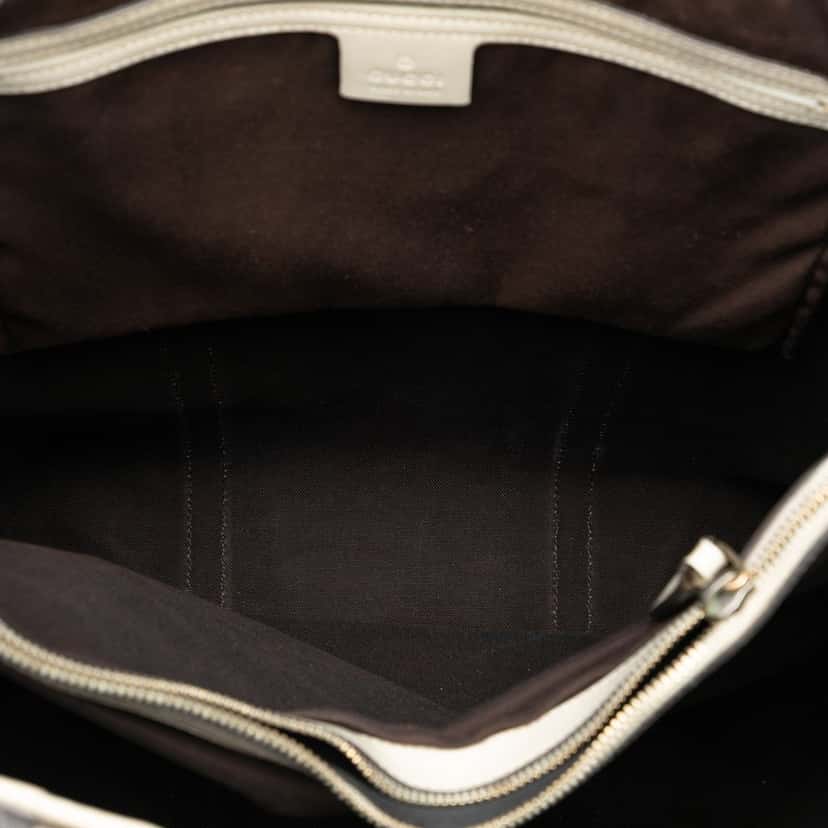 Gucci GG Supreme Joy Vertical Tote Beige Very good condition - Model View