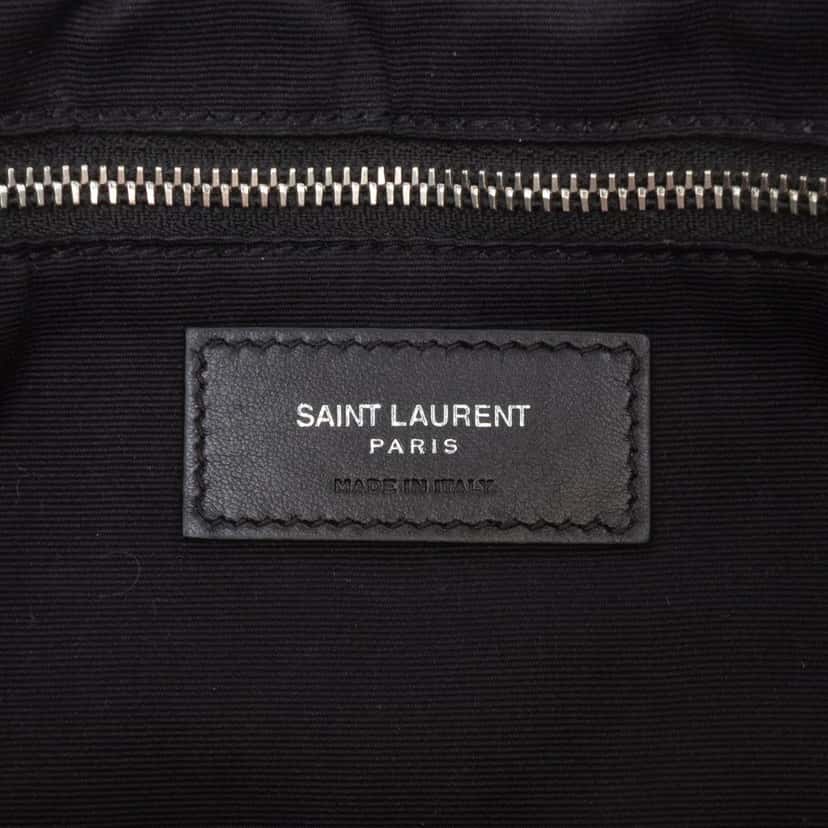 Saint Laurent Large Matelasse Calfskin Monogram LouLou Shoulder Bag White Leather Very good condition - Box View