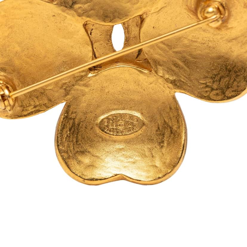 Chanel CC Gold Plated Grapevine Clover Brooch Gold Metal Very good condition - Inside View