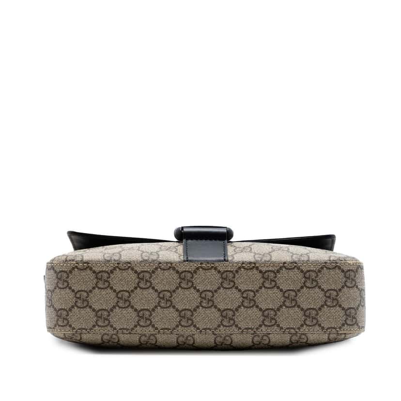 Gucci GG Supreme Flap Messenger Bag Beige Very good condition - Inside View