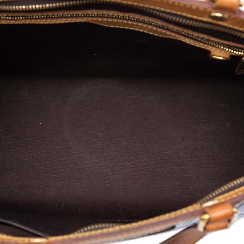 Louis Vuitton Monogram Vernis Brea MM Purple Leather Very good condition - Model View