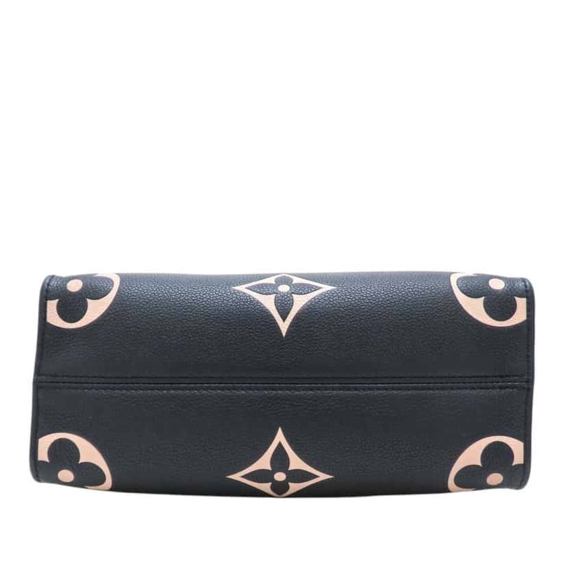 Louis Vuitton Bicolor Monogram Empreinte Giant Onthego PM Black Leather Very good condition - Inside View