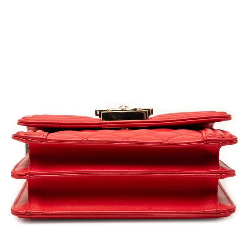 Chanel Quilted Lambskin North South Boy Flap Red Leather Very good condition - Inside View
