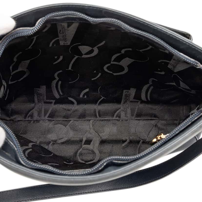 Ferragamo Leather Shoulder Bag Blue Leather Very good condition - Model View