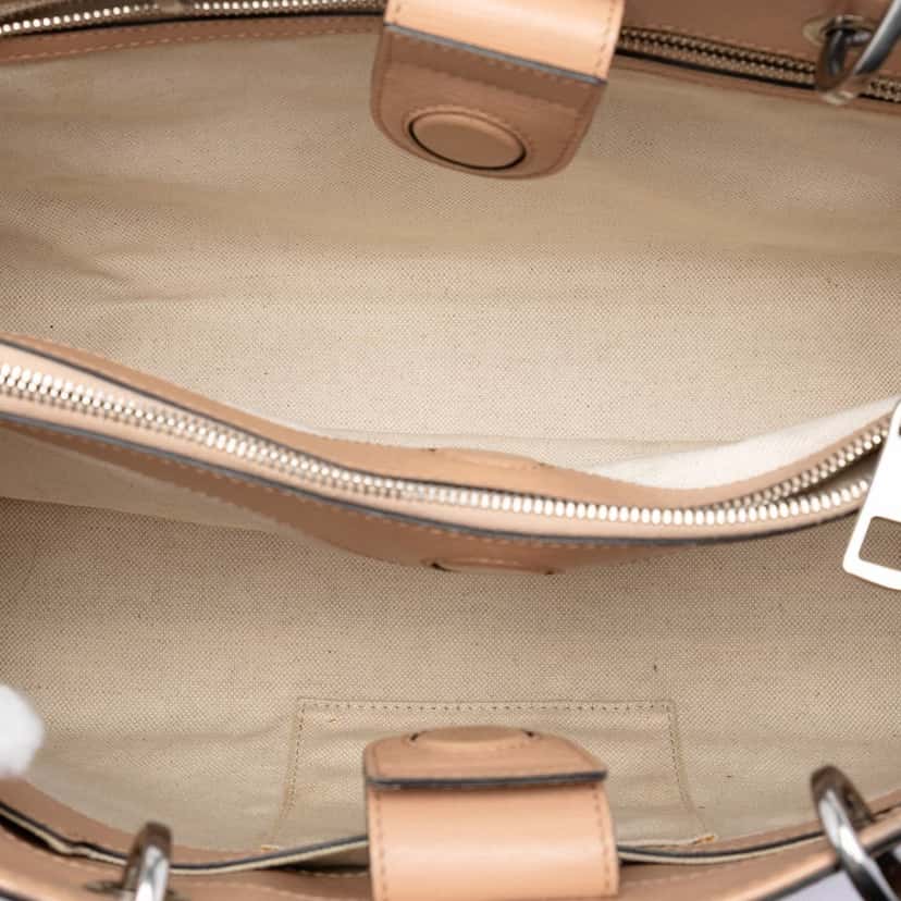 Gucci Medium Calfskin Blooms Bamboo Shopper Satchel Pink Leather Very good condition - Model View