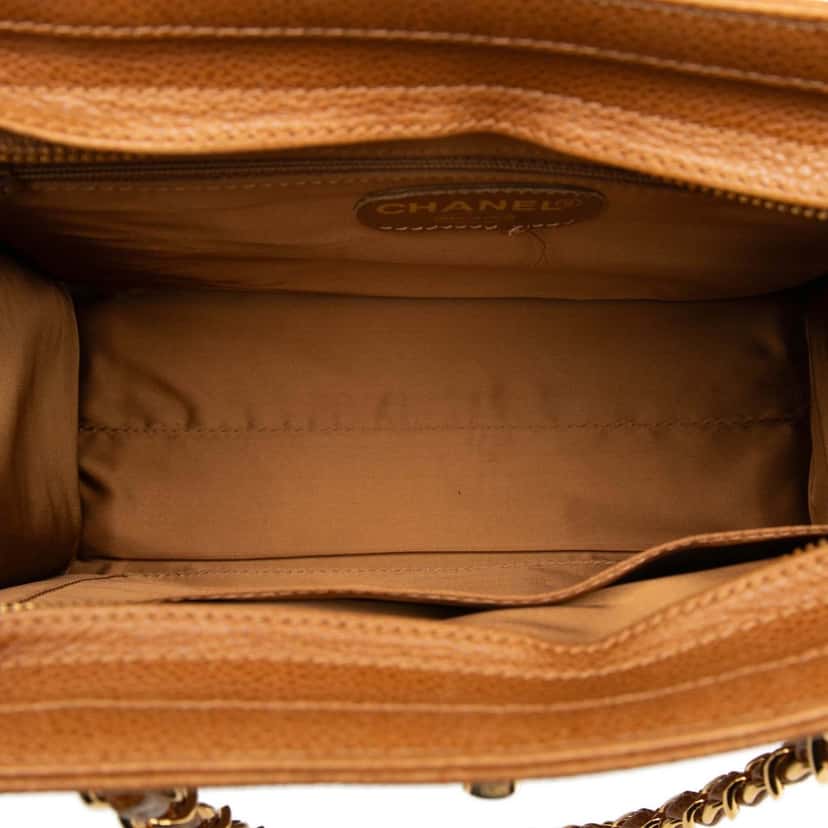 Chanel CC Caviar Chain Turn Lock Tote Brown Leather Very good condition - Model View