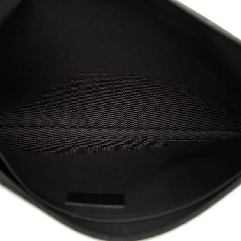 Louis Vuitton Taiga Rainbow Pochette A4 Black Leather Very good condition - Model View