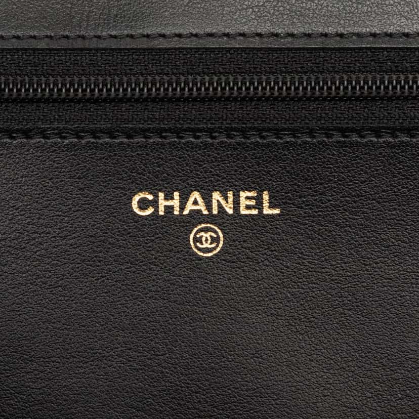 Chanel Quilted Caviar Boy Wallet on Chain Black Leather Very good condition - Box View