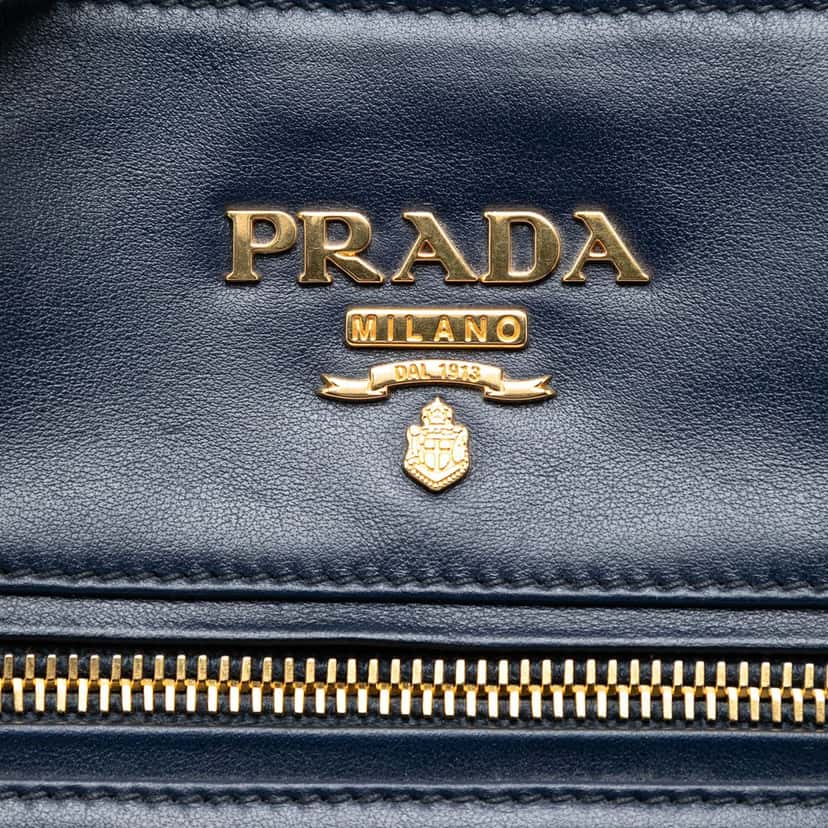 Prada Soft Calfskin Shopping Tote Blue Leather Very good condition - Box View