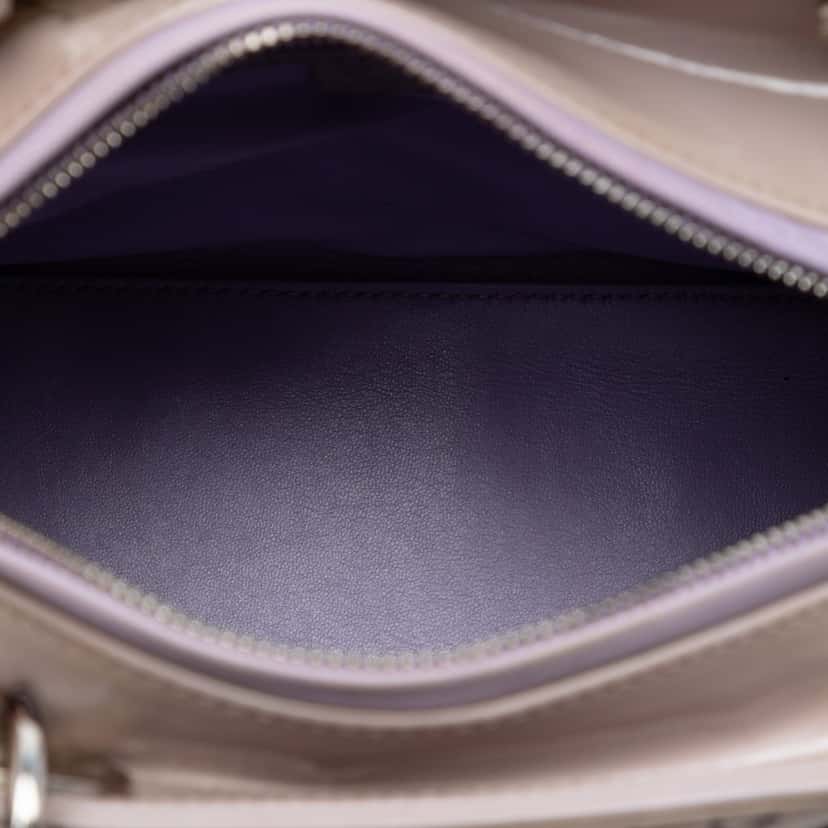 Dior Medium Lambskin Cannage Stitched Lady Dior Beige Leather Very good condition - Model View