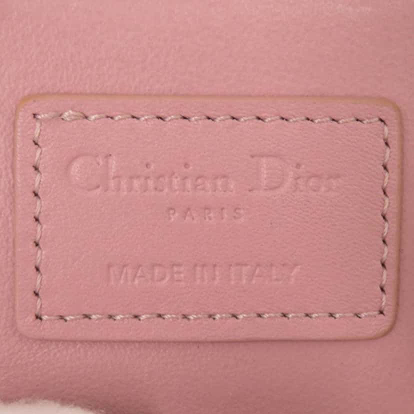 Dior Micro Patent Cannage Lady Dior Cube Pouch Pink Leather Very good condition - Box View