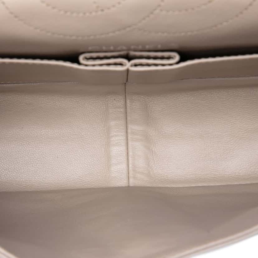 Chanel Quilted Aged Calfskin Reissue 2.55 Double Flap 226 Other Leather Very good condition - Model View