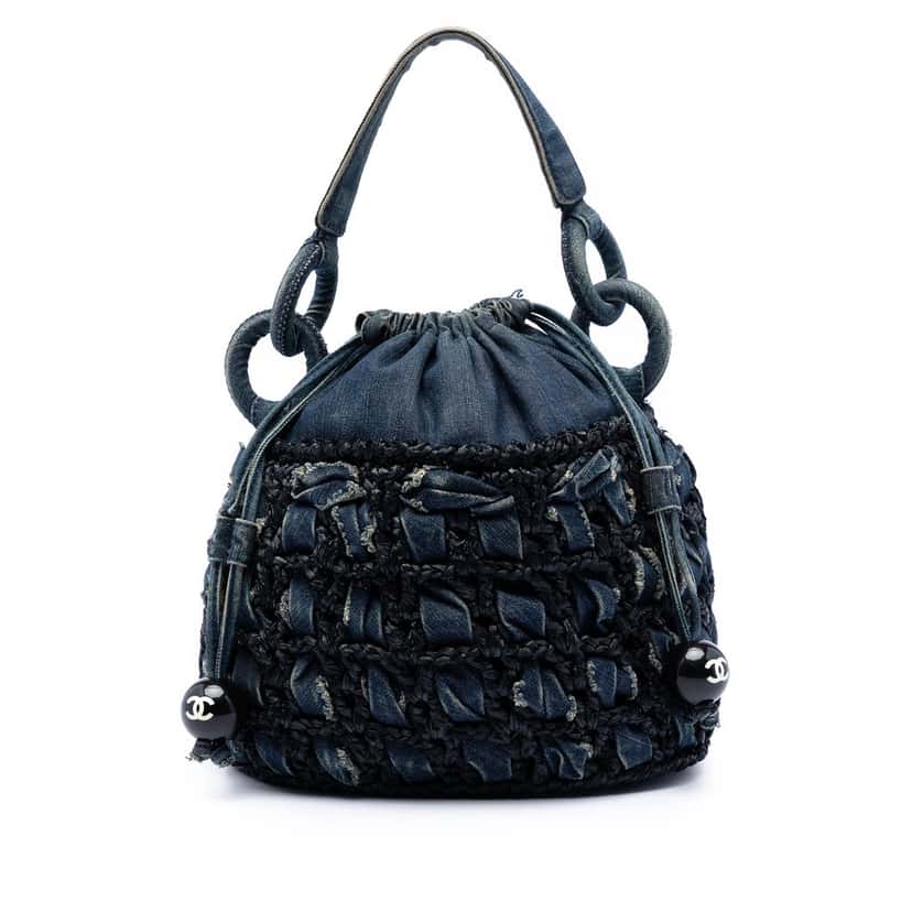 Chanel CC Woven Denim and Raffia Drawstring Bucket Bag Blue Very good condition - Front View