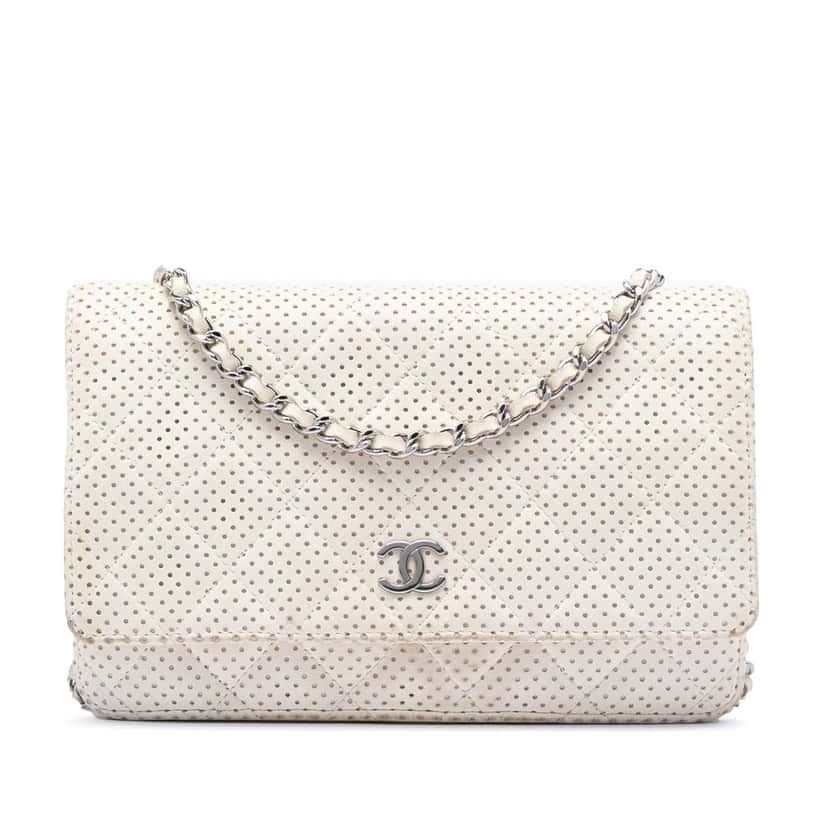 Chanel CC Quilted Perforated Lambskin Wallet On Chain White Leather Very good condition - Front View