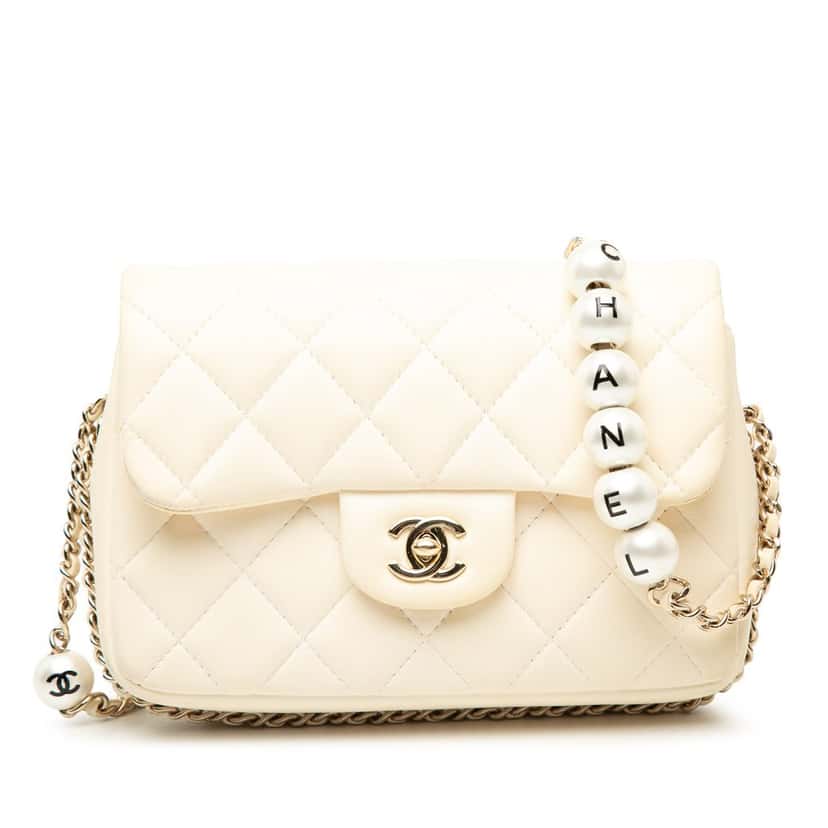 Chanel Mini Quilted Lambskin My Precious Pearls Chain Flap White Leather Very good condition - Front View