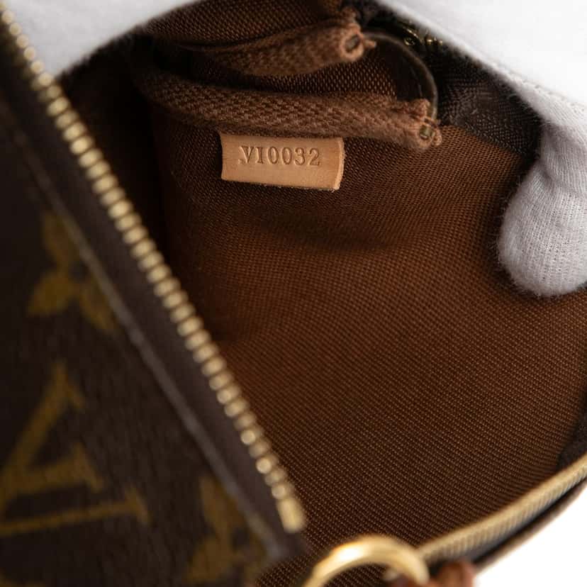 Louis Vuitton Monogram Pochette Accessoires Brown Very good condition - Box View