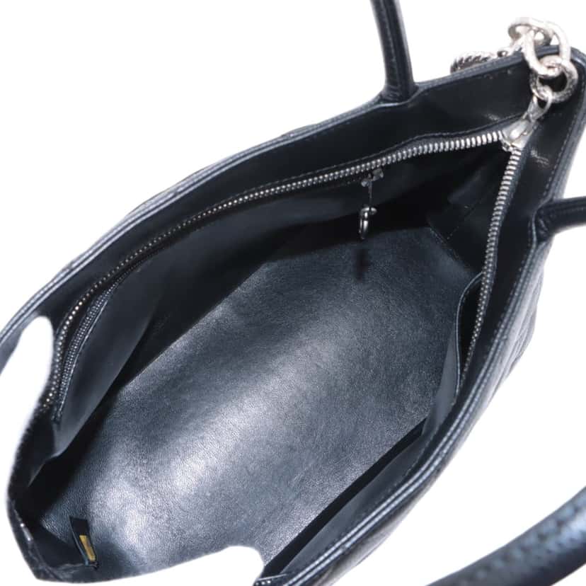Chanel Caviar Medallion Tote Black Leather Very good condition - Box View