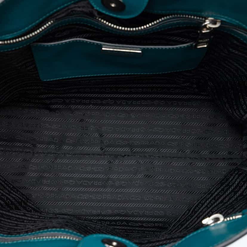 Prada Saffiano Soft Triple Pocket Tote Blue Leather Very good condition - Model View