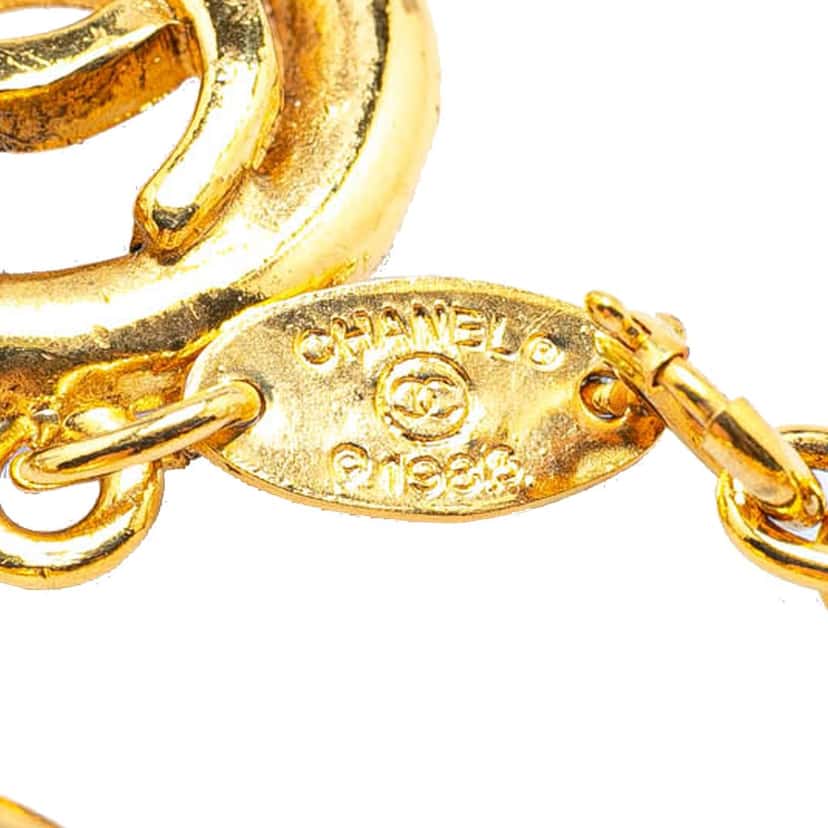 Chanel Gold Plated CC Chain Bracelet Gold Metal Very good condition - Model View