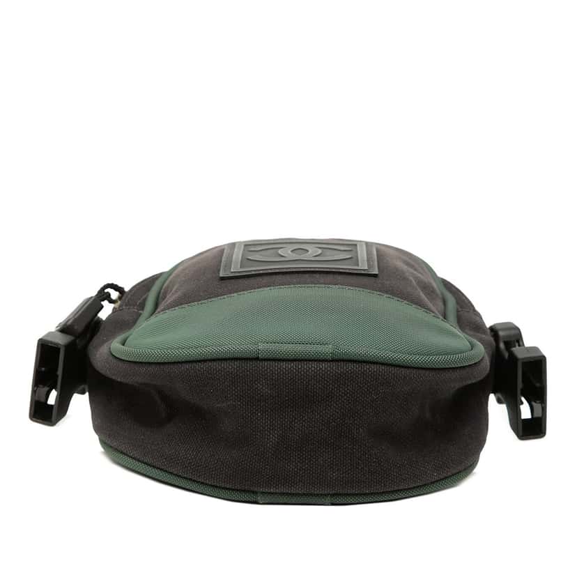 Chanel Sport Line CC Nylon Crossbody Brown Very good condition - Inside View