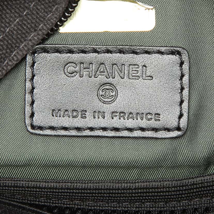 Chanel Sport Line CC Nylon Crossbody Brown Very good condition - Box View