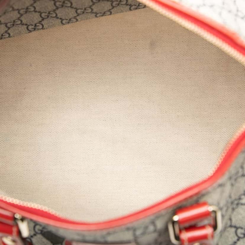 Gucci Medium GG Supreme Joy Tattoo Heart Boston Bag Beige Very good condition - Model View