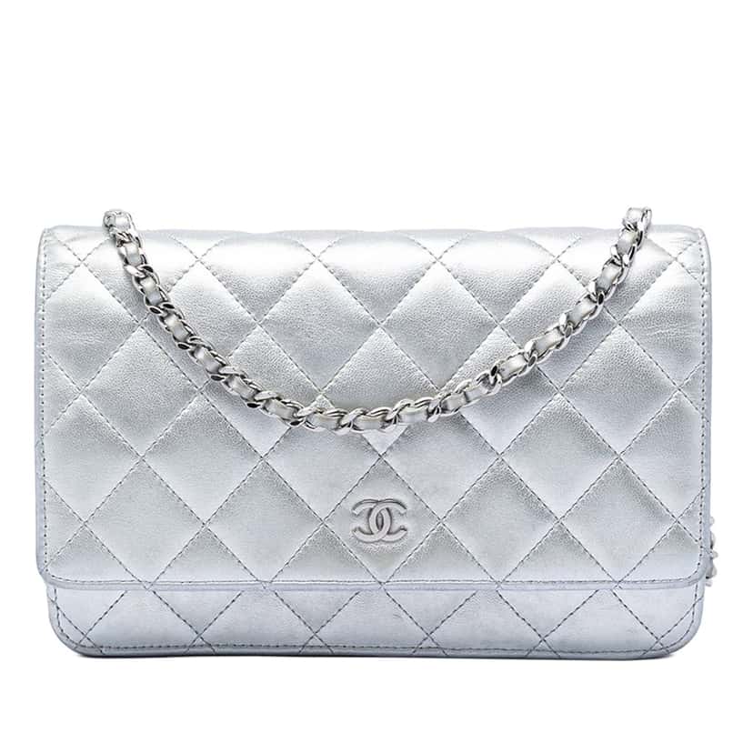 Chanel CC Quilted Metallic Lambskin Wallet on Chain Silver Leather Very good condition - Front View