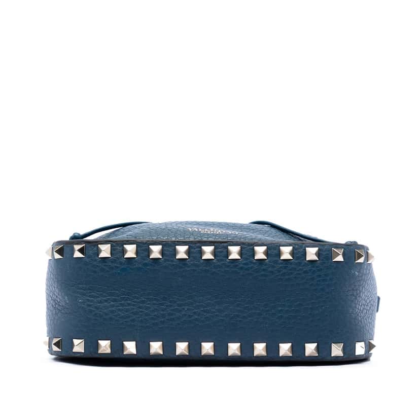 Valentino Small Grained Calfskin Rockstud Bucket Bag Blue Leather Very good condition - Inside View