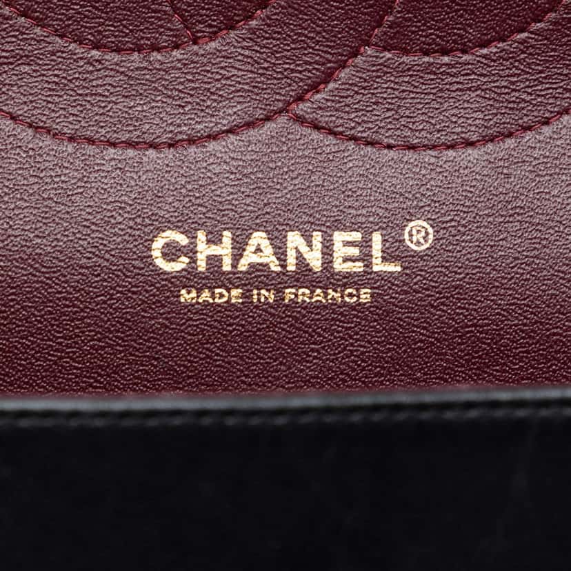 Chanel Jumbo Classic Lambskin Double Flap Black Leather Very good condition - Box View