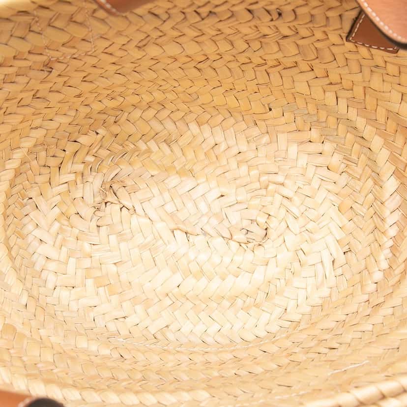 LOEWE Small Raffia Anagram Basket Tote Beige Very good condition - Model View
