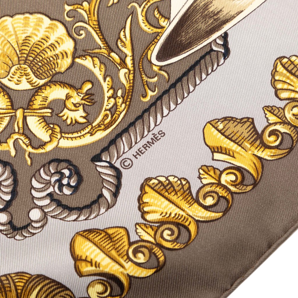 Hermès Lvdovicvs Magnvs Silk Scarf Other Very good condition - Model View