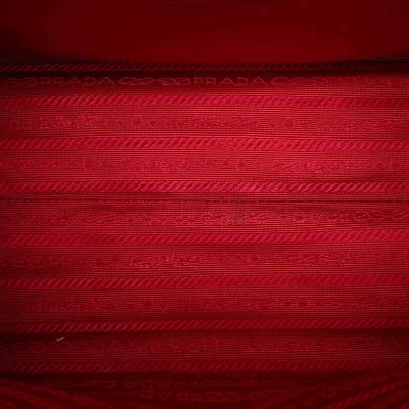 Prada Small Glace Calf Twin Pocket Satchel Red Leather Very good condition - Model View